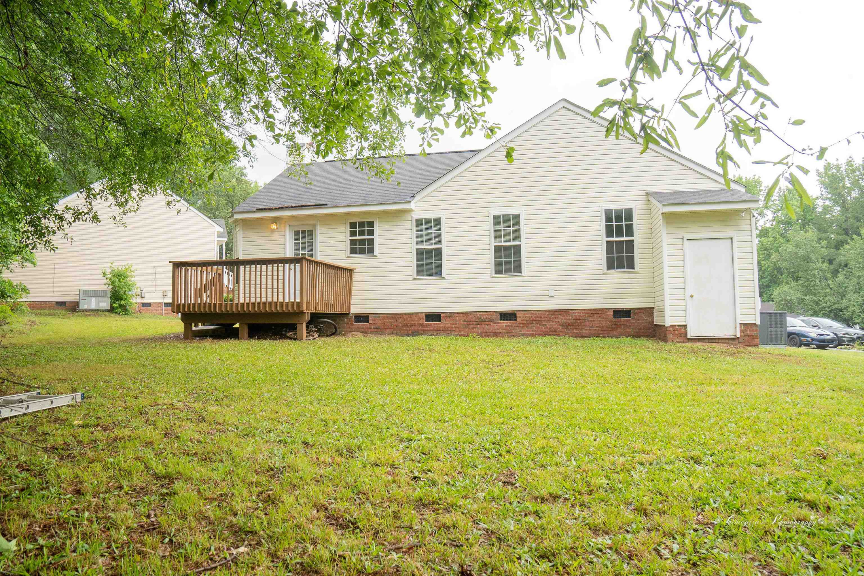 1020 Laurel Leaf Road Zebulon, NC 27597 - Photo 3 of 23 Photo 3