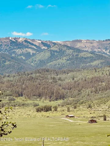 $260,000 | Marten Place, Alpine, WY 83128