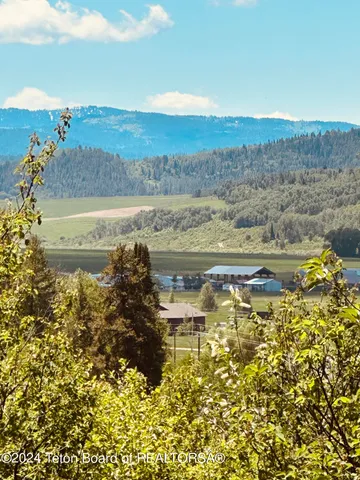 $260,000 | Marten Place, Alpine, WY 83128