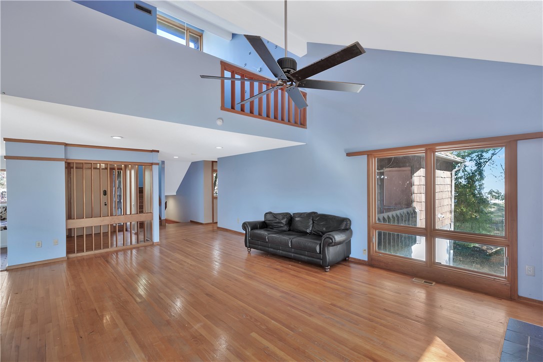 2500 Cobbs Way Anderson, SC 29621 - Photo 3 of 36 Gallery Image 3