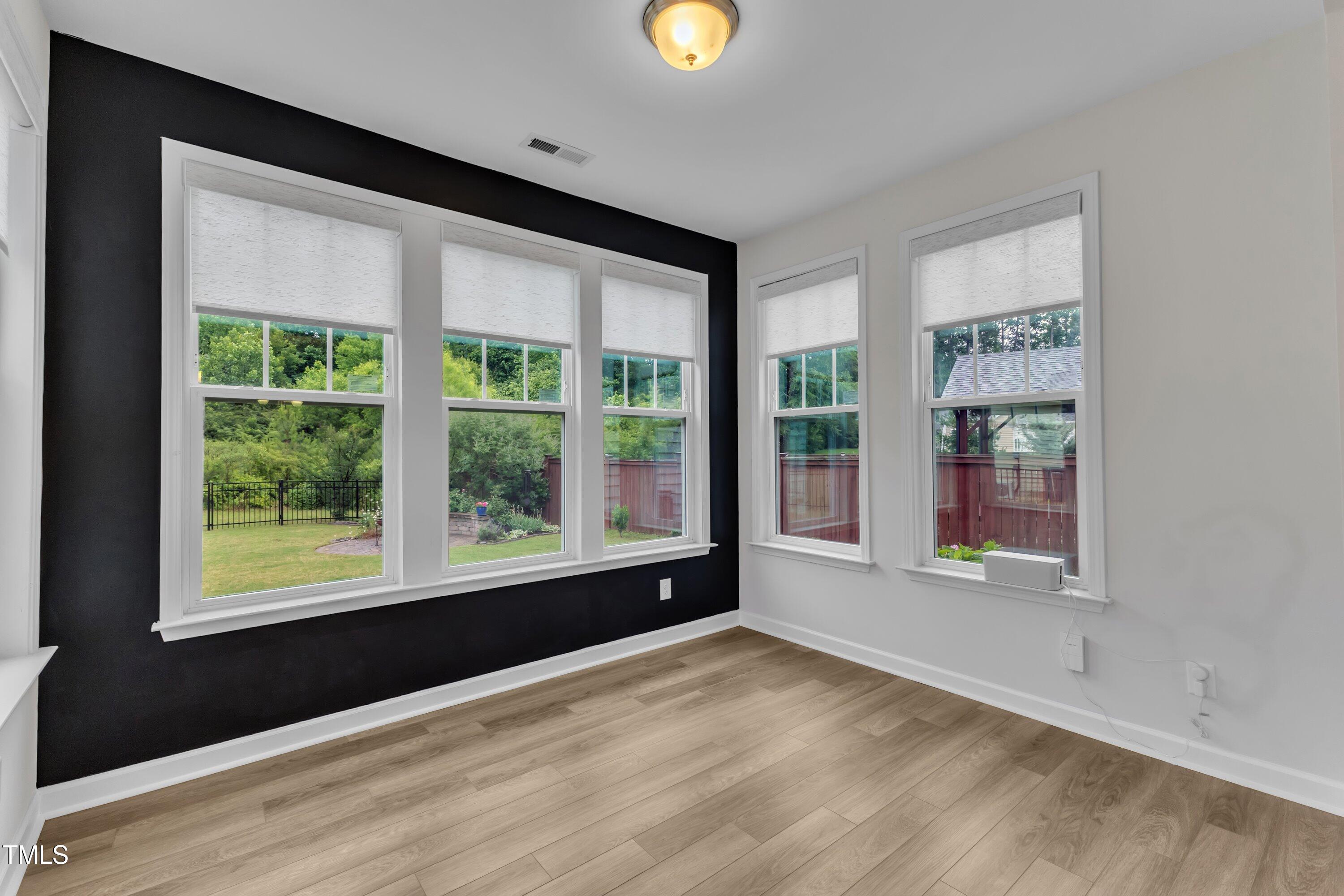 3449 South Beaver Lane Raleigh, NC 27604 - Photo 17 of 52 Sunroom