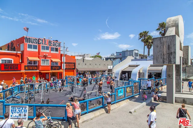 a view of street with