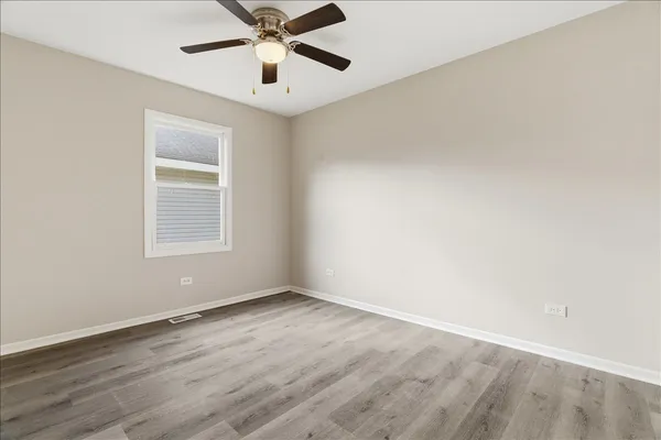 $1,800 | 37446 East Park Lane, Lake Villa, IL 60046