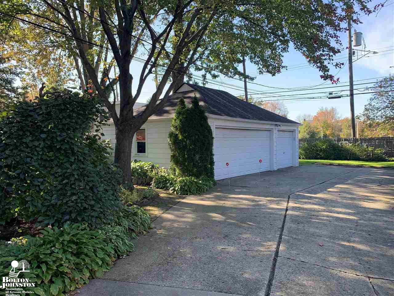 595 Neff Grosse Pointe, MI 48230 - Photo 19 of 21