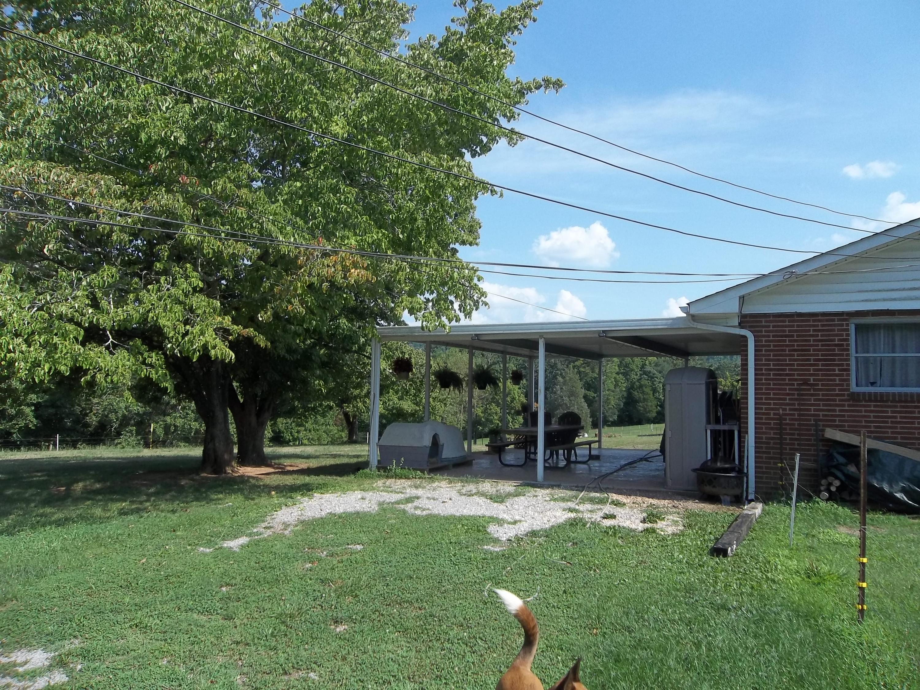 7320 Bell Road Knoxville, TN 37918 - Photo 4 of 27 100_7948