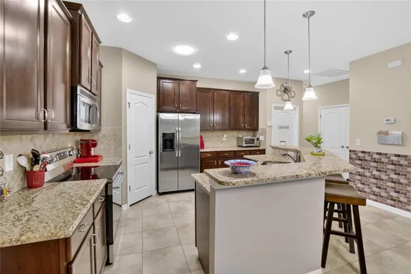 $297,500 | 7418 Surrey Pines Drive, Apollo Beach, FL 33572