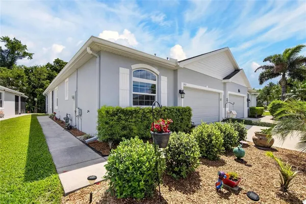 $297,500 | 7418 Surrey Pines Drive, Apollo Beach, FL 33572