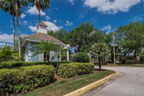 $297,500 | 7418 Surrey Pines Drive, Apollo Beach, FL 33572