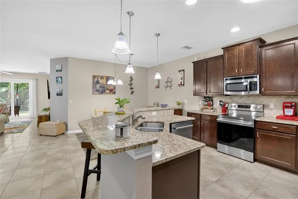 $297,500 | 7418 Surrey Pines Drive, Apollo Beach, FL 33572