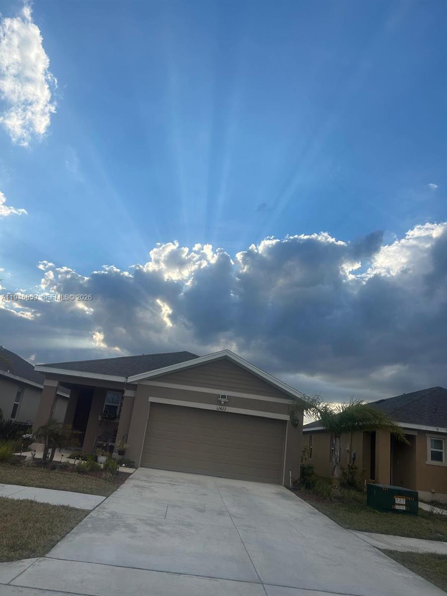 12422 Rimini Way Port St. Lucie, FL 34987 - Photo 10 of 61