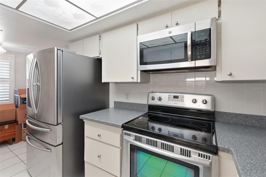 2131 Ridge Road South, Unit 99 Largo, FL 33778 - Photo 4 of 21