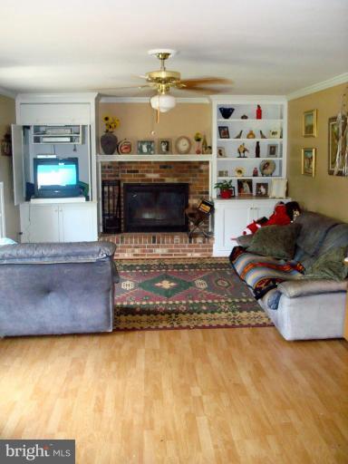 14405 Abby Road Culpeper, VA 22701 - Photo 2 of 9 Family Room