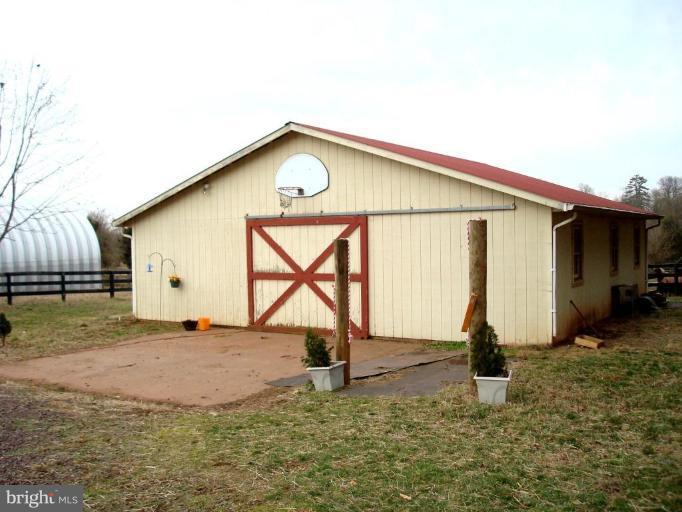 14405 Abby Road Culpeper, VA 22701 - Photo 4 of 9 Barn