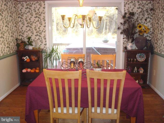 14405 Abby Road Culpeper, VA 22701 - Photo 6 of 9 Dining Room