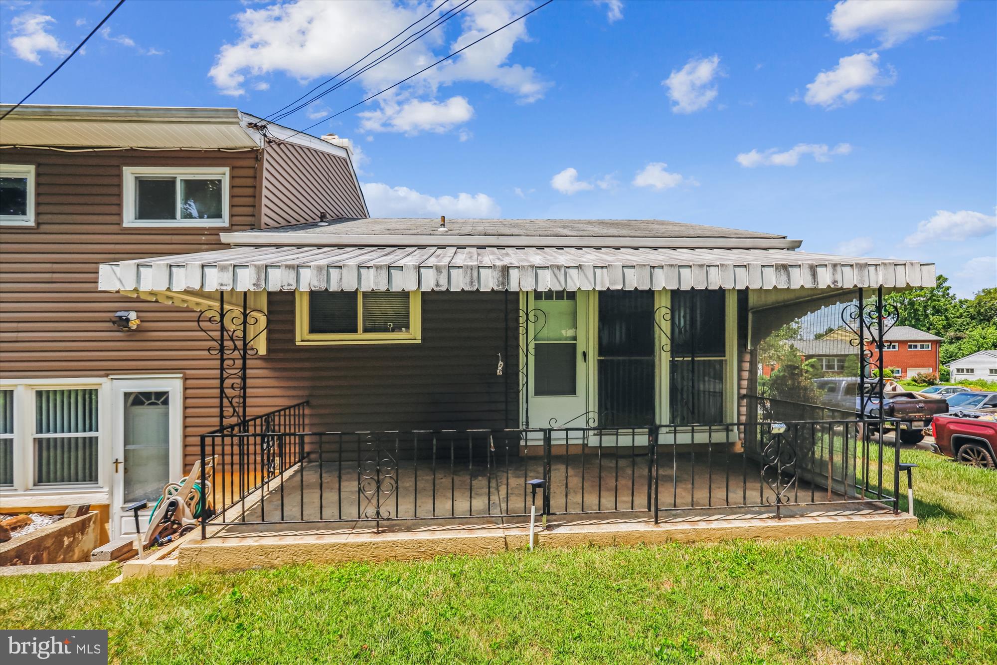 1007 Marksworth Road Baltimore, MD 21228 - Photo 25 of 28 Porch