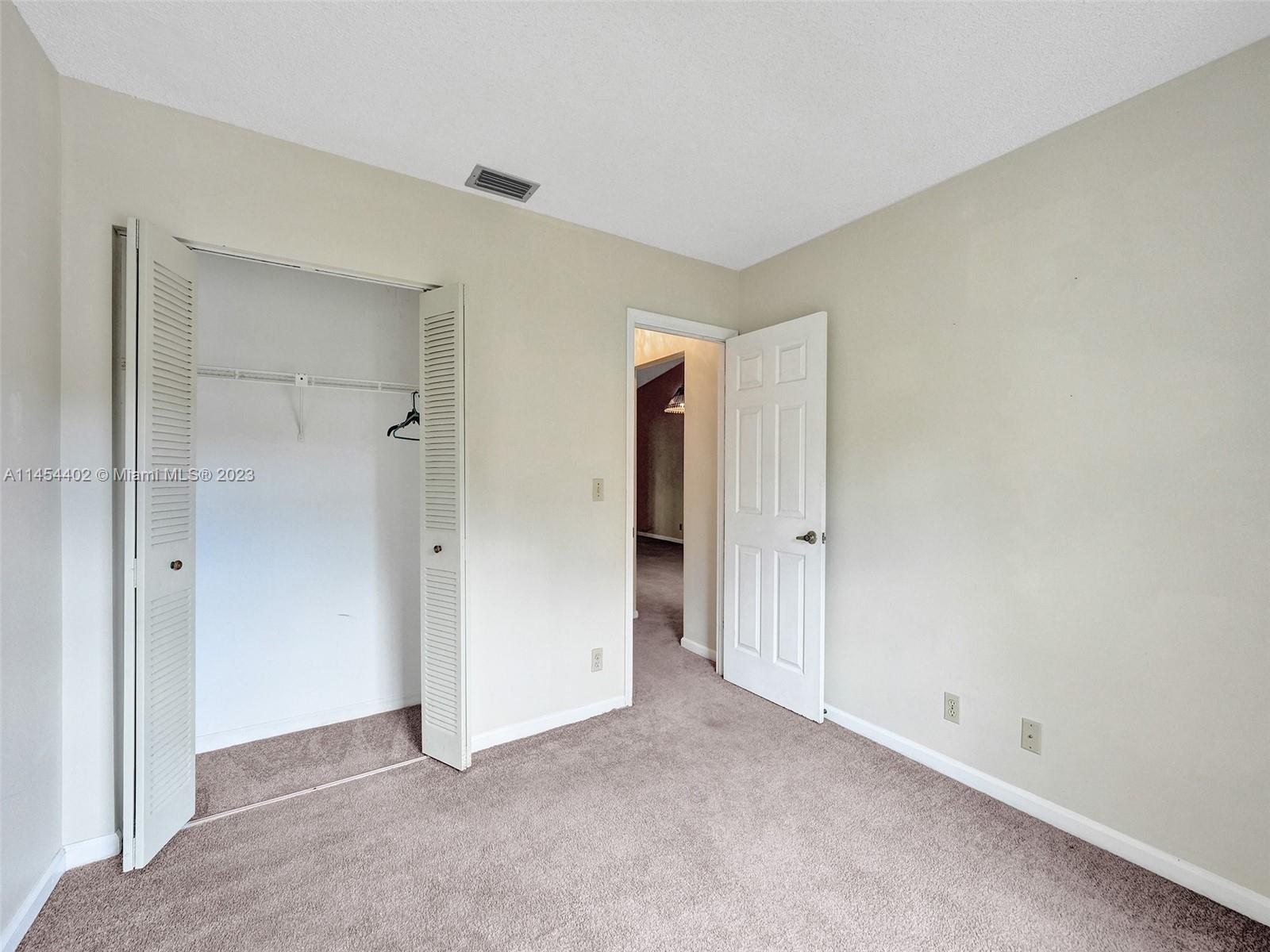 321 Olivewood Place, Unit O221 Boca Raton, FL 33431 - Photo 26 of 56 a view of an empty room