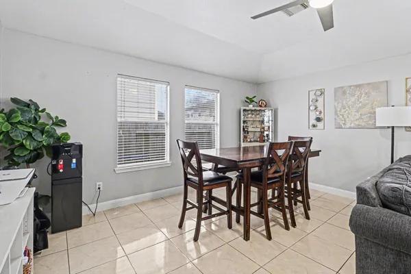 $2,000 | 2910 Meiko Drive, Houston, TX 77045