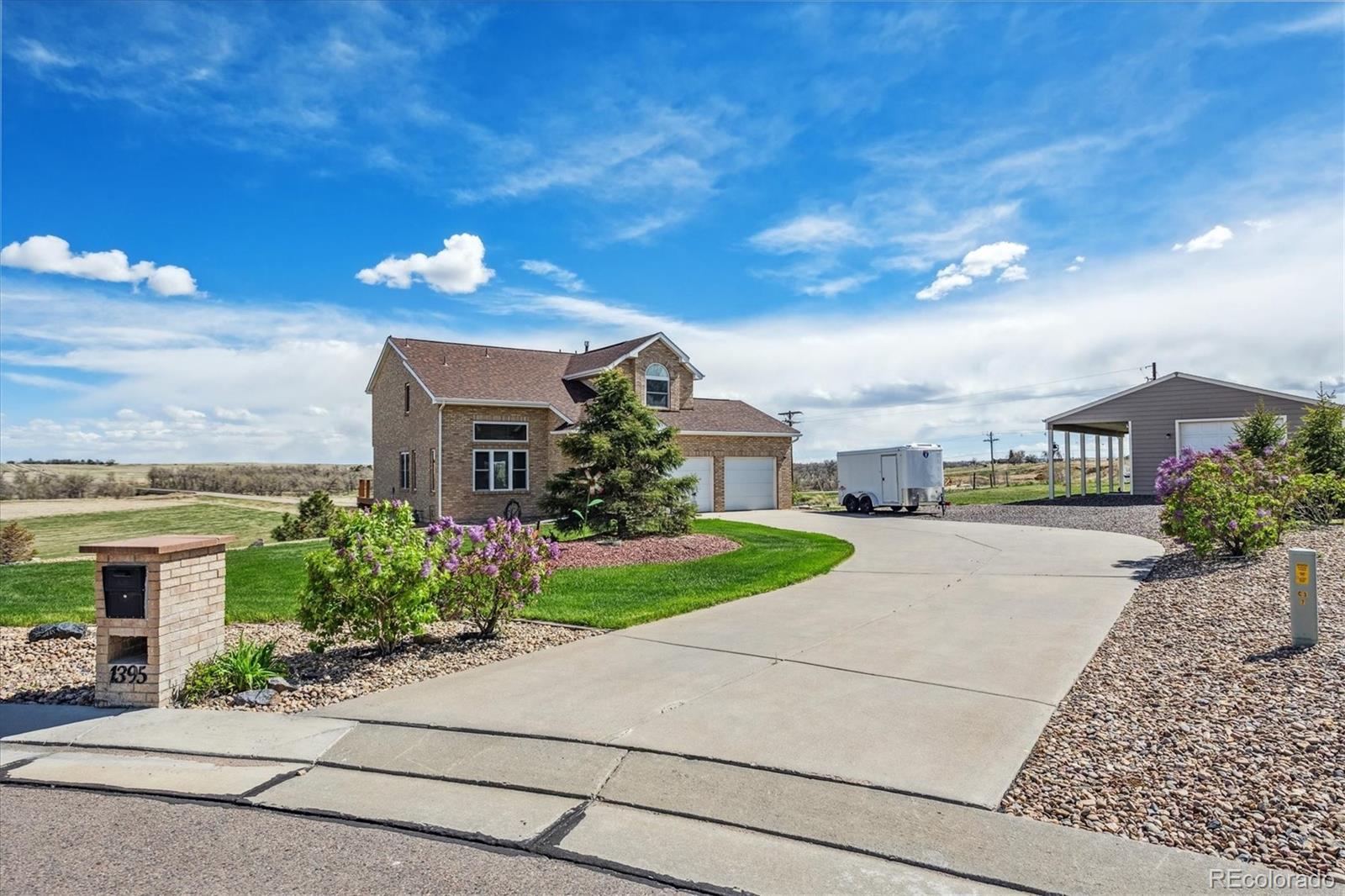 1395 View Ridge Road Bennett, CO 80102 - Photo 2 of 37