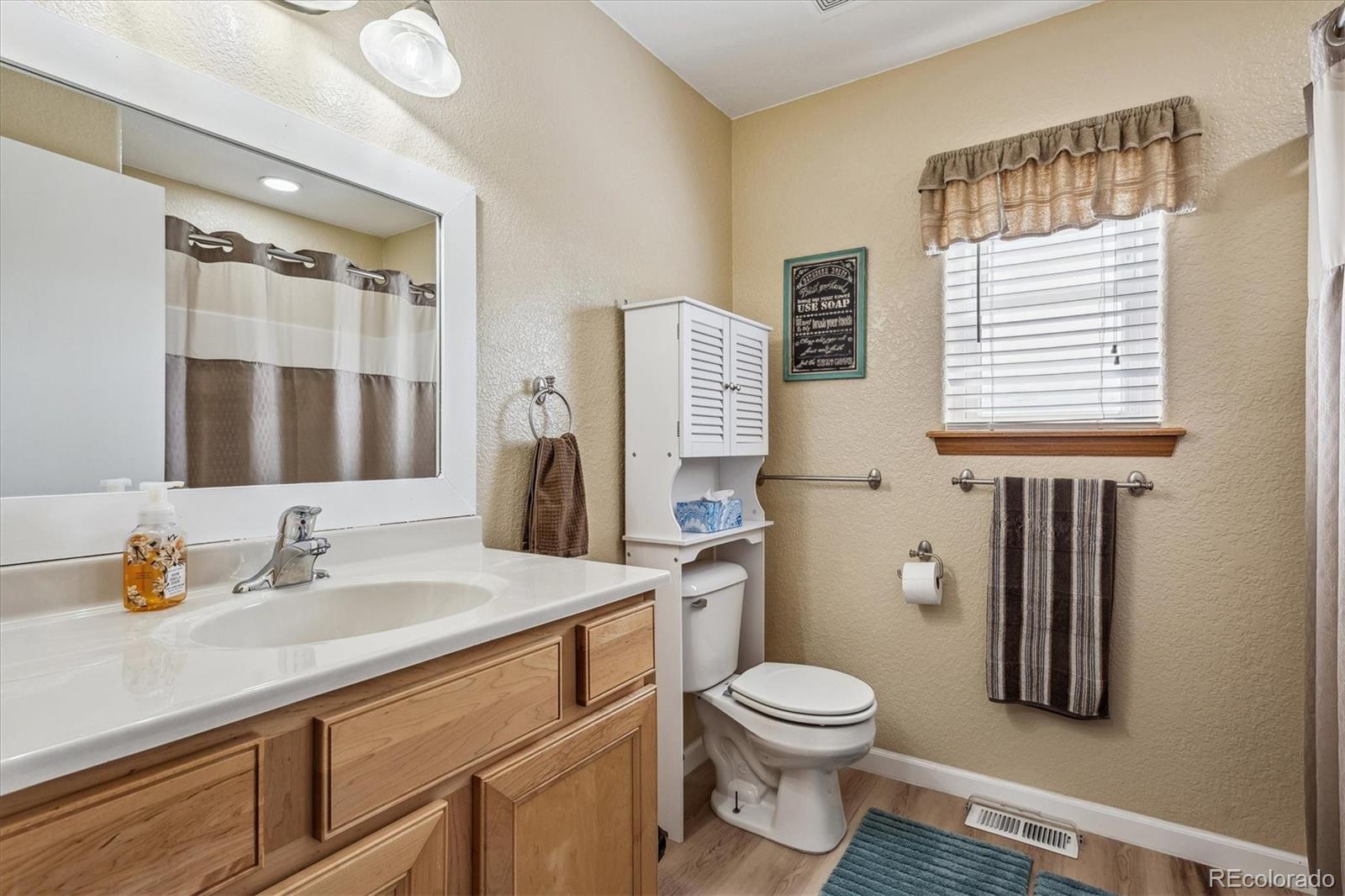 1395 View Ridge Road Bennett, CO 80102 - Photo 21 of 37