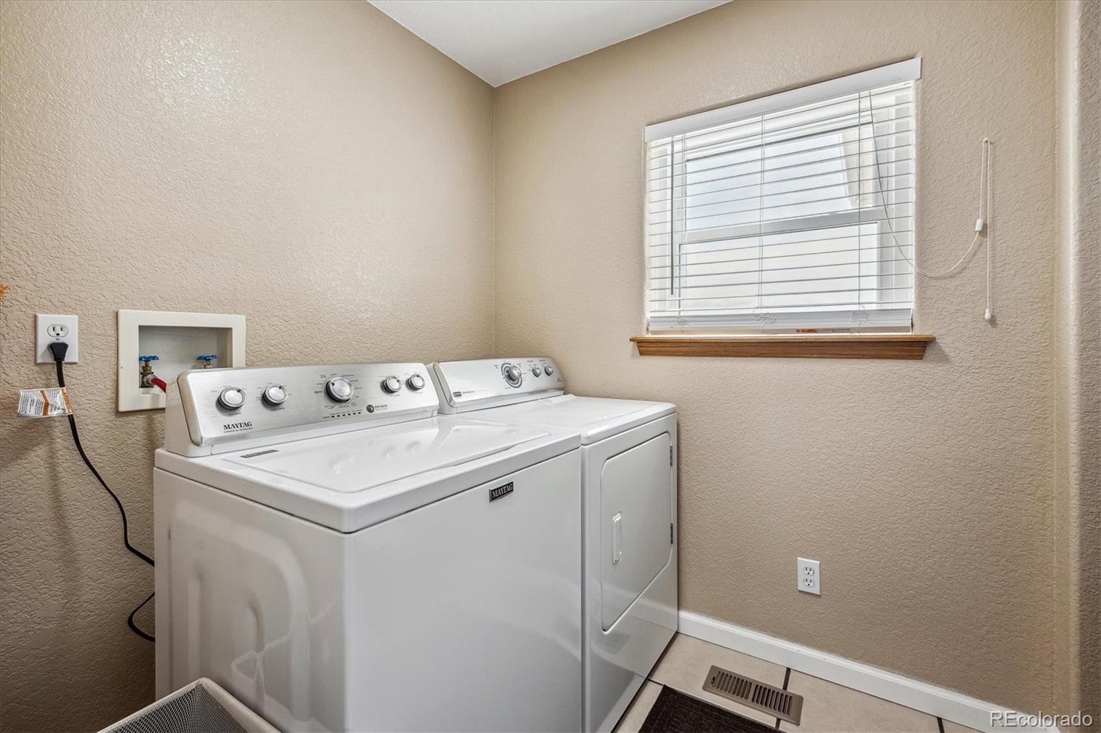 1395 View Ridge Road Bennett, CO 80102 - Photo 10 of 37