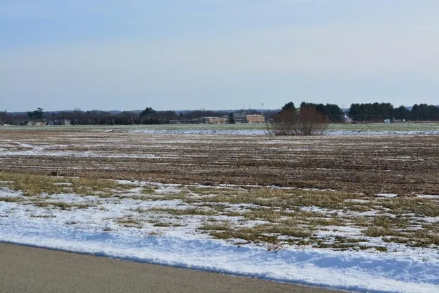 $85,900 | 44 Sommerset Spring Green, Spring Green, WI 53588