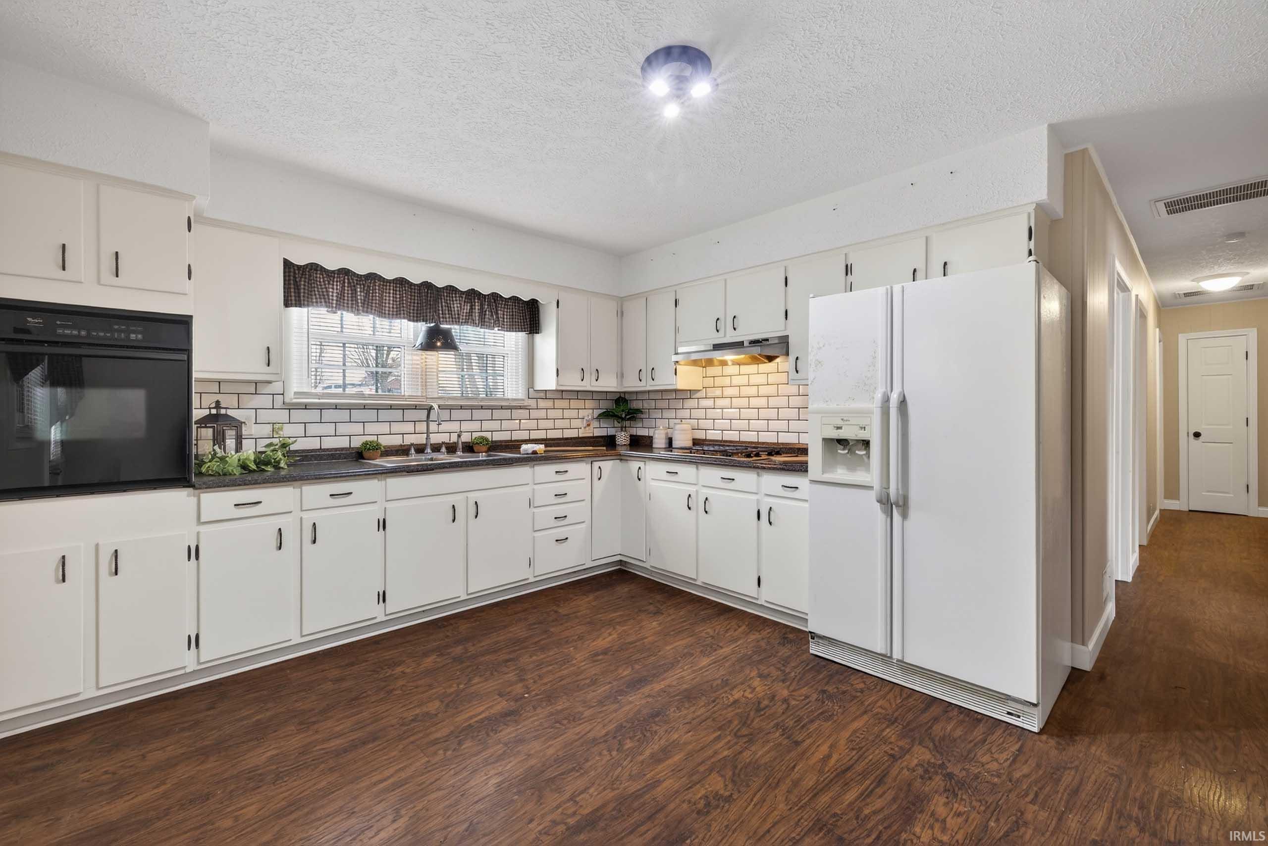 4362 Leesville Road Bedford, IN 47421 - Photo 16 of 33