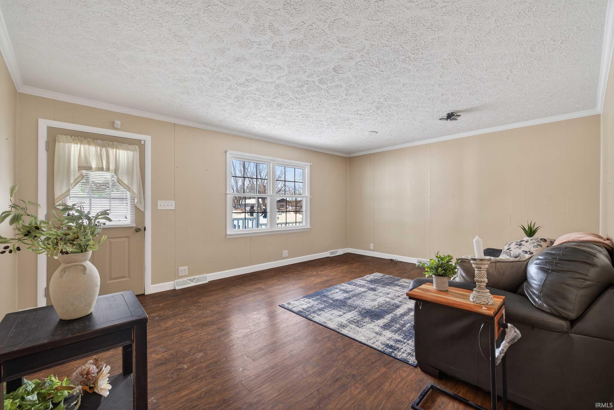 4362 Leesville Road Bedford, IN 47421 - Photo 2 of 33 Gallery Image 2