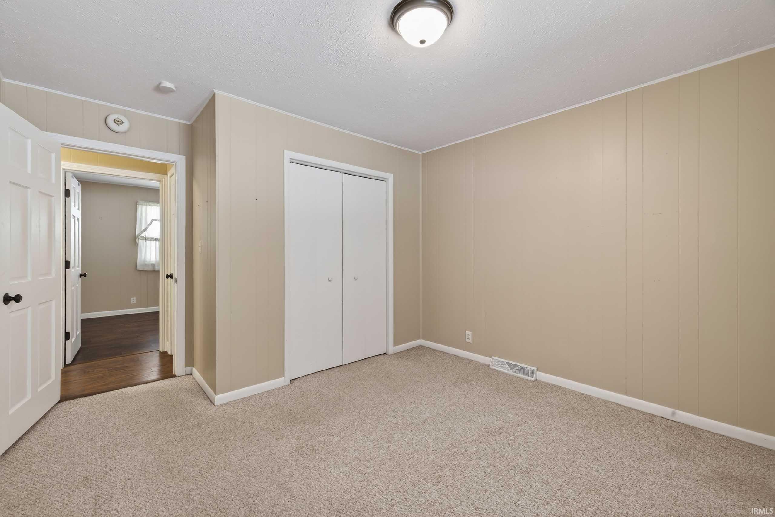 4362 Leesville Road Bedford, IN 47421 - Photo 8 of 33 Gallery Image 8