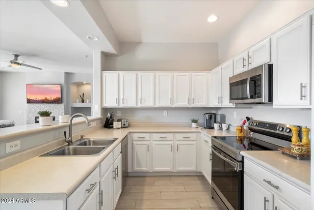 $3,800 | 19550 North Grayhawk Drive, Unit 2016, Scottsdale, AZ 85255