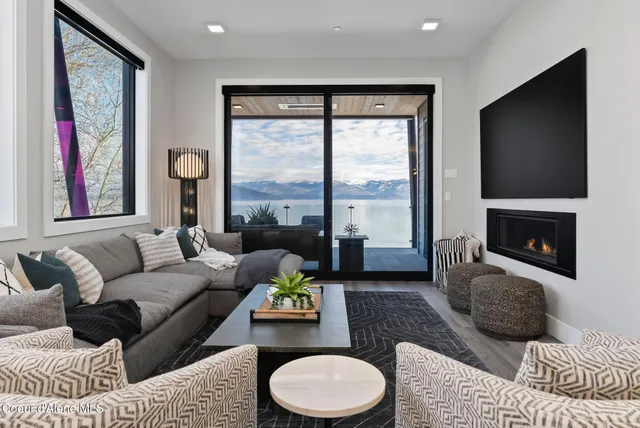 $2,600,000 | 802 Sandpoint Avenue, Unit 8307, Sandpoint, ID 83864