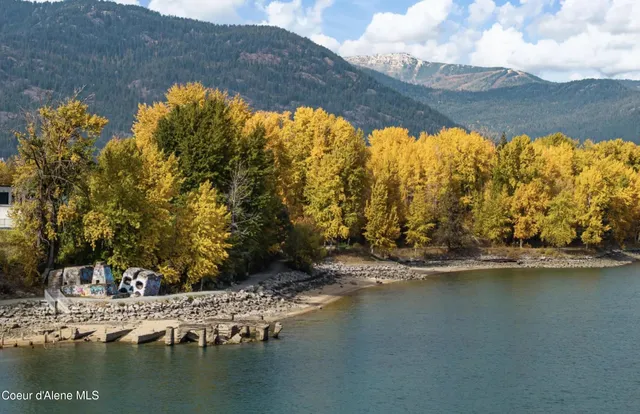 $2,600,000 | 802 Sandpoint Avenue, Unit 8307, Sandpoint, ID 83864