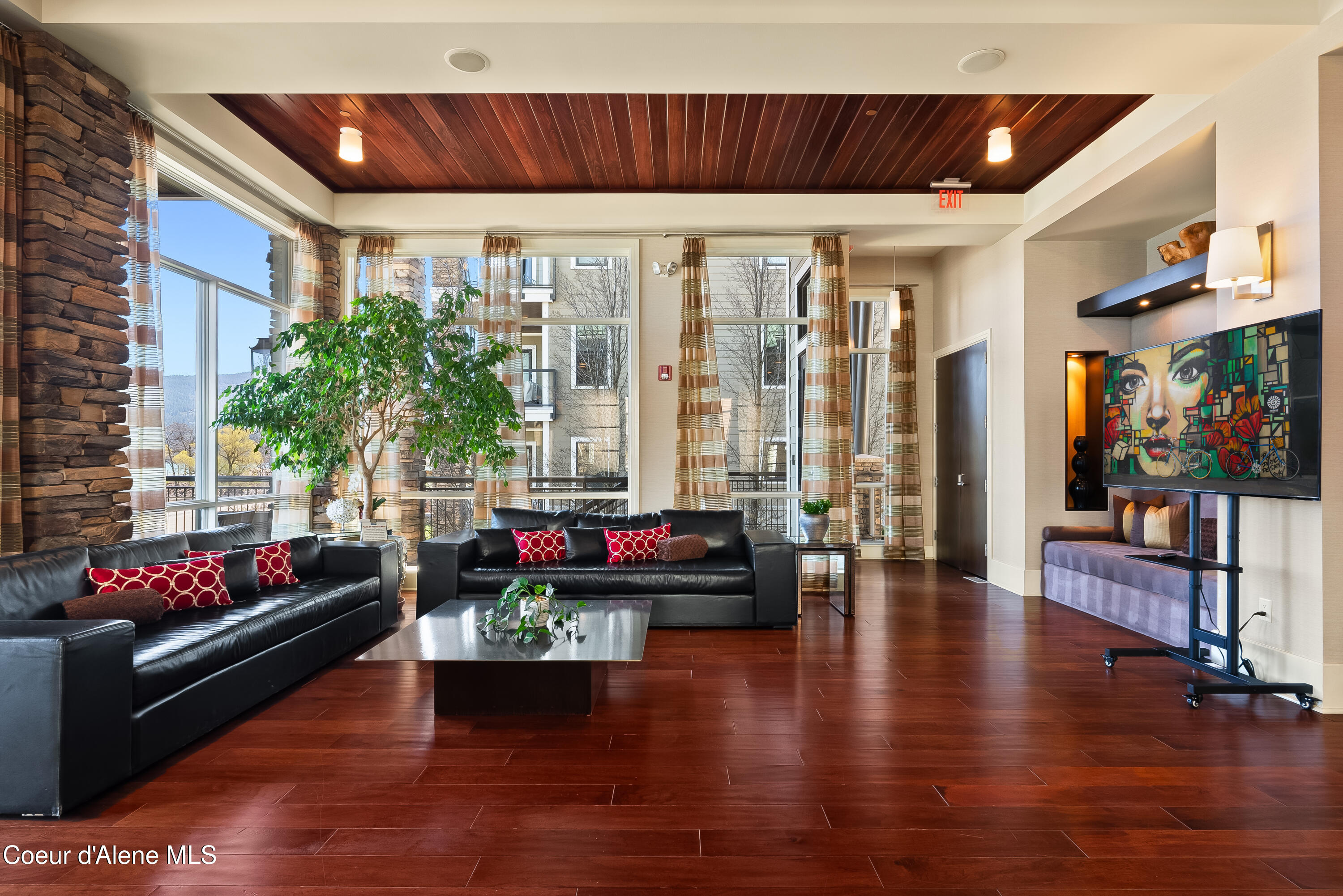 802 Sandpoint Avenue, Unit 8307 Sandpoint, ID 83864 - Photo 71 of 104 DSC02080 copy