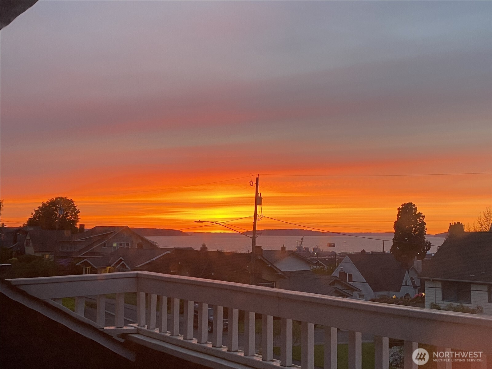 712 33rd Street Everett, WA 98201 - Photo 2 of 29 a view of a balcony with an ocean view
