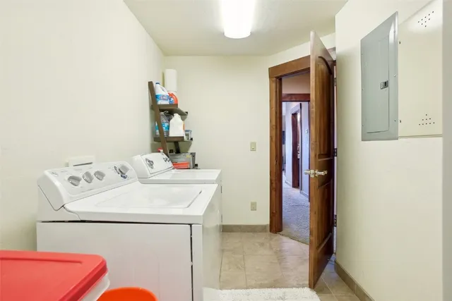 a view of a wooden fence