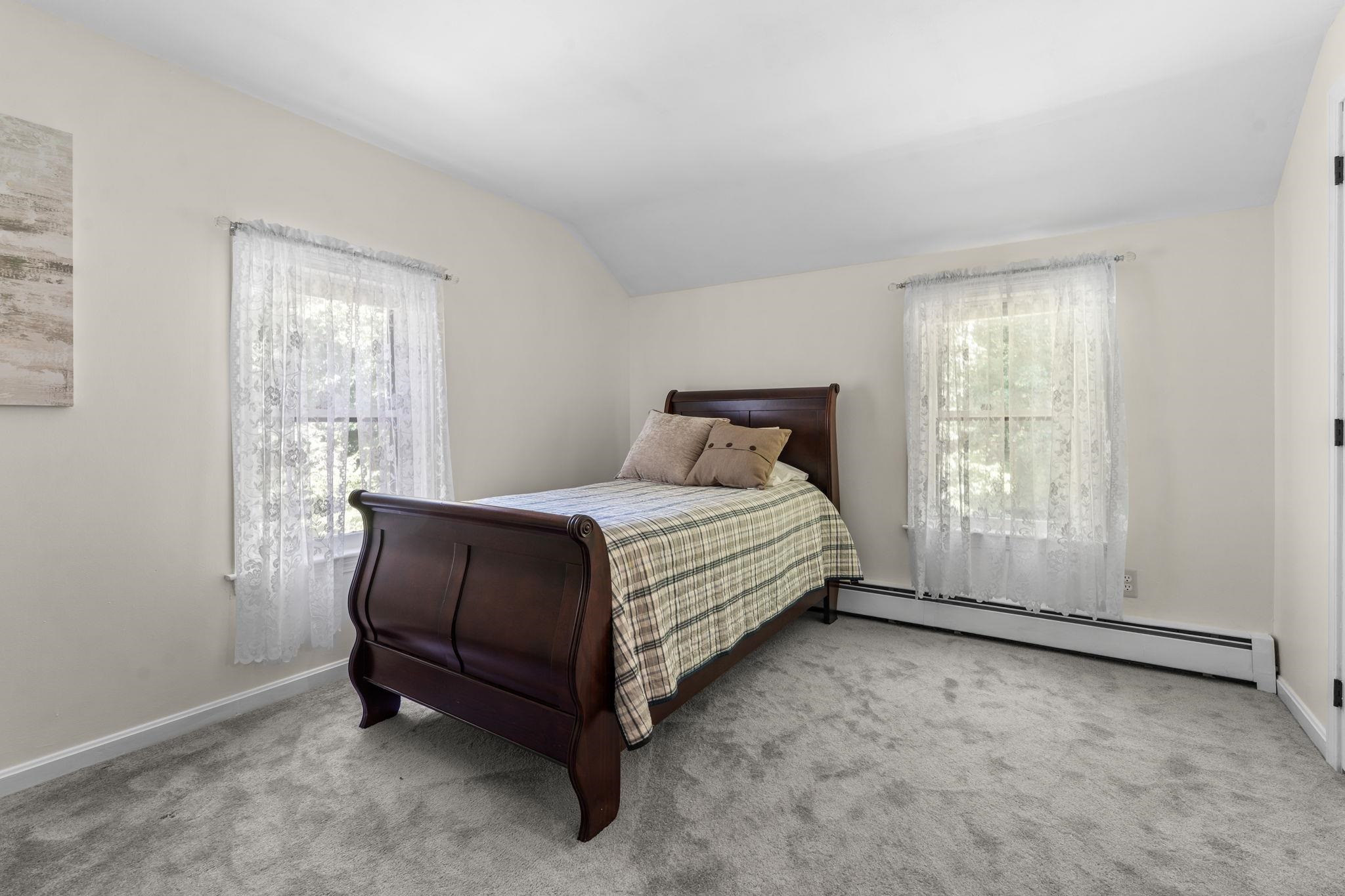 15 Brier Lane Derry, NH 03038 - Photo 30 of 42