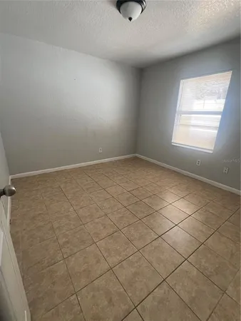 a view of utility room