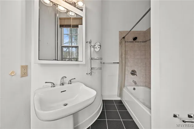 $329,000 | 125 Edward Street, Unit 1J, Buffalo, NY 14201