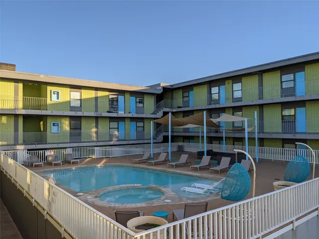 $1,400 | 2408 Leon Street, Unit 318, Austin, TX 78705