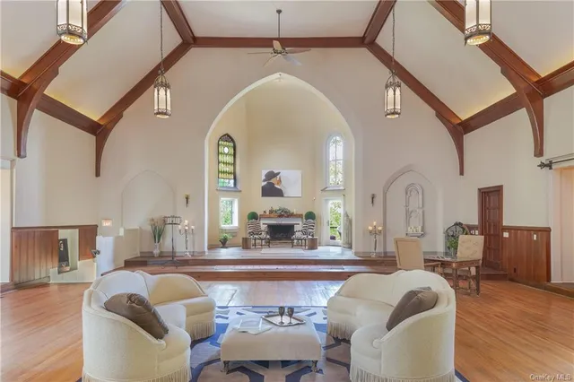 $2,350,000 | 73-7981 Co Rd 2nd Street, Unit 81 CO RD, Hudson, NY 12534