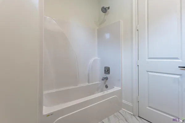 $424,900 | 7644 Jeter Drive, Baton Rouge, LA 70817