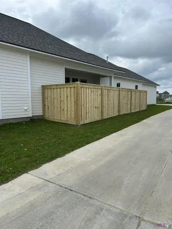 $424,900 | 7644 Jeter Drive, Baton Rouge, LA 70817