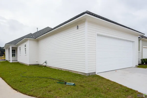 $424,900 | 7644 Jeter Drive, Baton Rouge, LA 70817