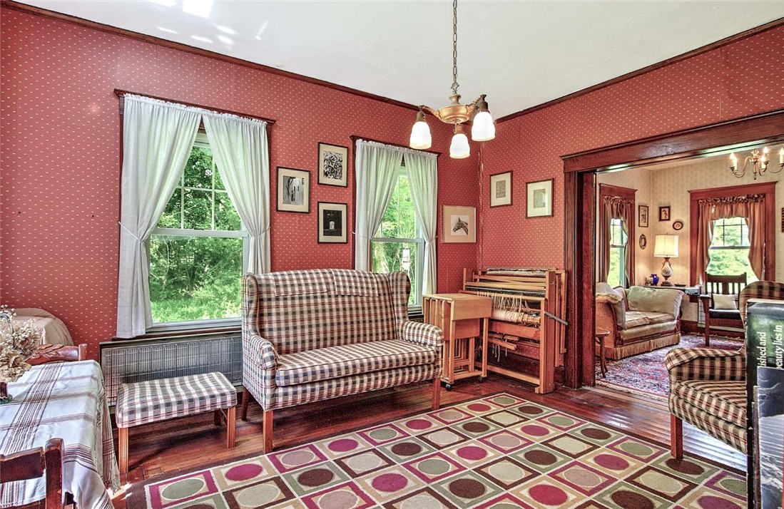 540 Greenville Road North Smithfield, RI 02896 - Photo 8 of 50