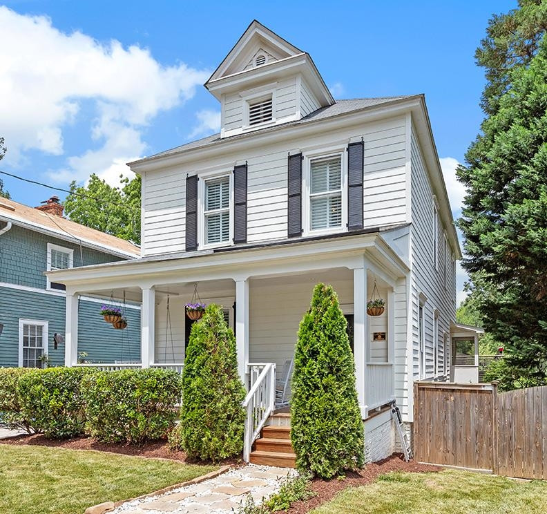 502 Cleveland Street Raleigh, NC 27605 - Photo 35 of 36 front view of a house