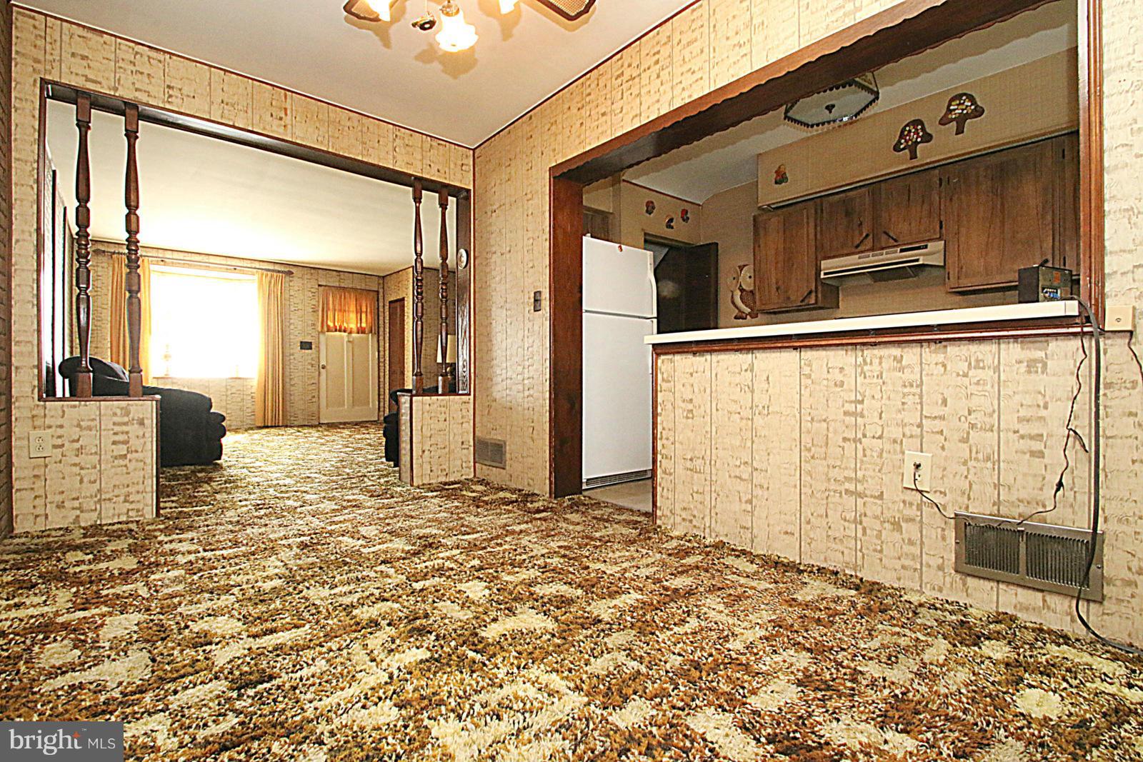 2004 Jasmine Road Baltimore, MD 21222 - Photo 9 of 29 a view of a interior of the house