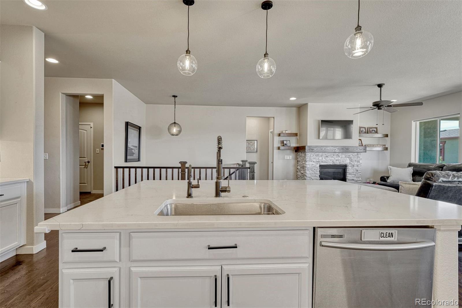 3203 Red Cavern Road Colorado Springs, CO 80908 - Photo 20 of 46