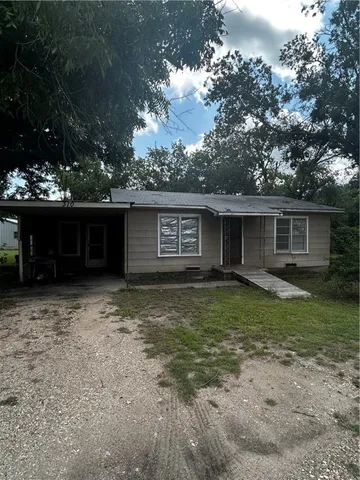 $110,000 | 310 North Carpenter Street, Mart, TX 76664