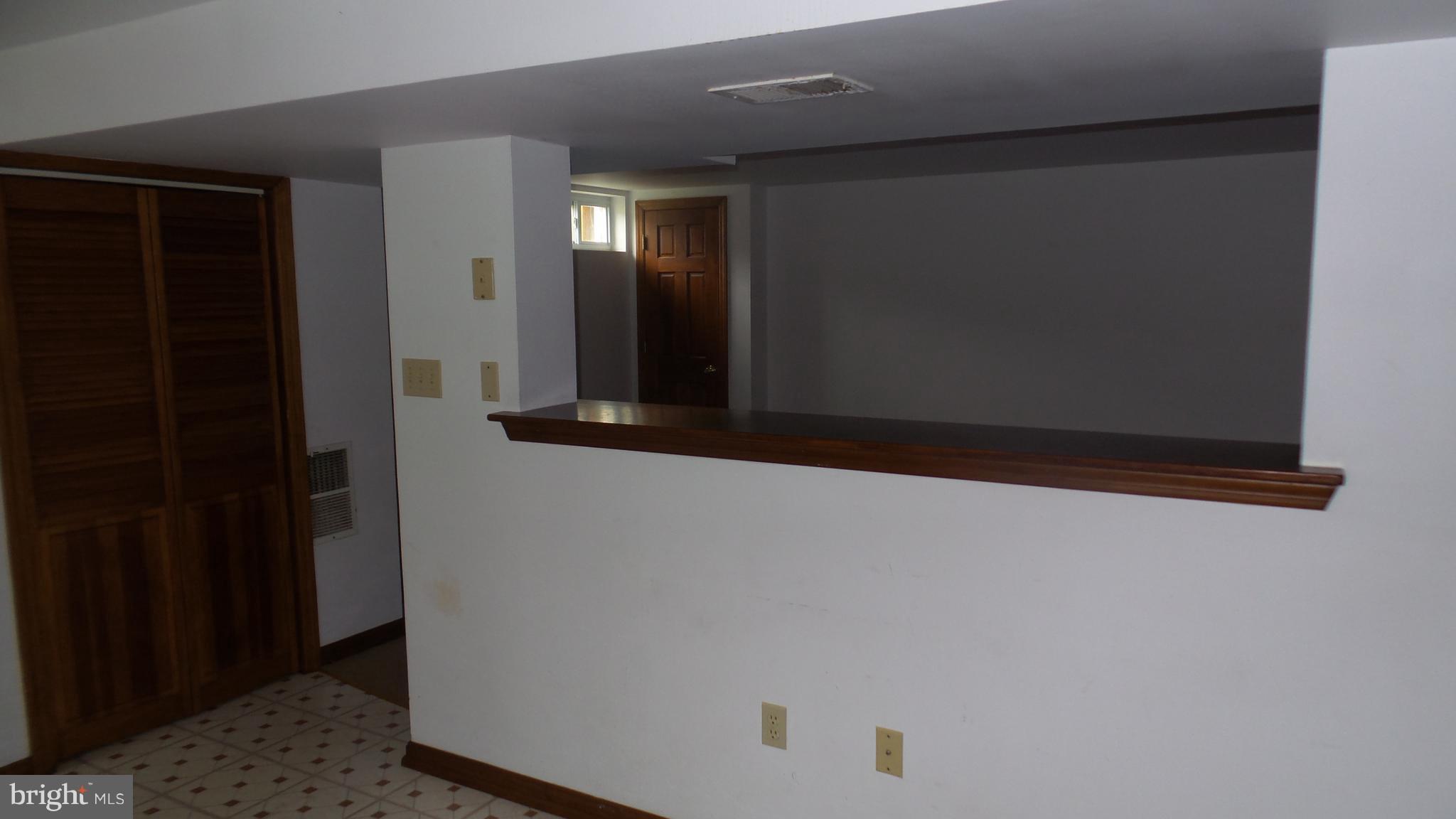 30 Cliffwood Road Baltimore, MD 21206 - Photo 14 of 15 in-law suite Interior (General)