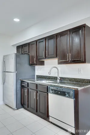 $399,000 | 1314 Edison Glen Terrace, Edison, NJ 08837