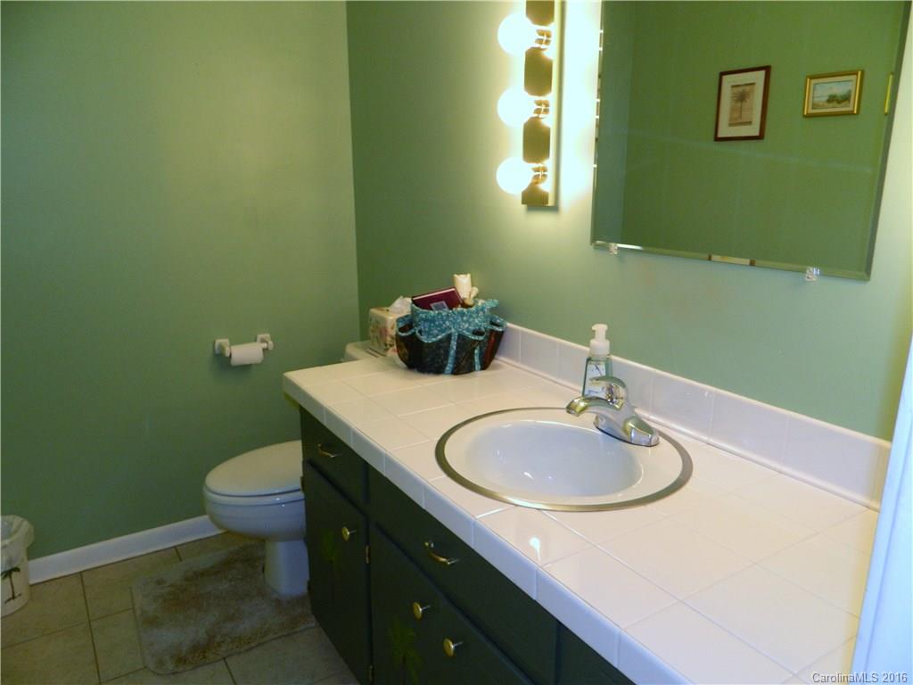 606 Unity Street Fort Mill, SC 29715 - Photo 4 of 24 Gallery Image 4